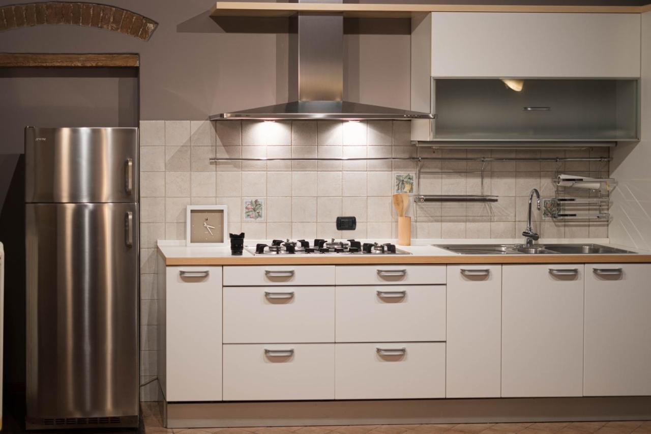 Napule...E Apartments Пескиера дел Гарда Екстериор снимка