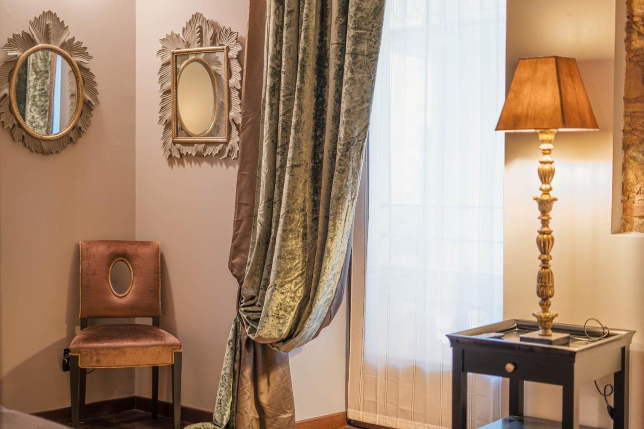 Napule...E Apartments Пескиера дел Гарда Екстериор снимка